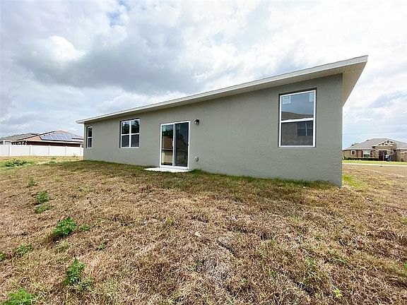 4th image of 1232 James Ln