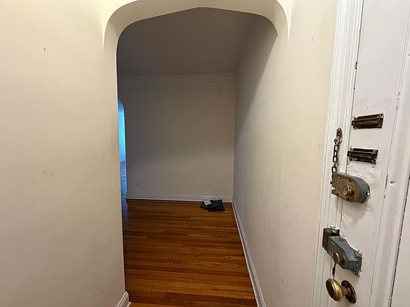 4th image of 17290 Highland Ave APT 2B