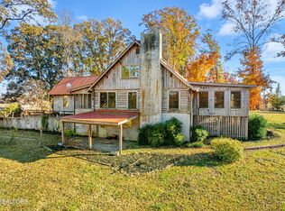 249 Nichols Rd, Sweetwater, TN 37874