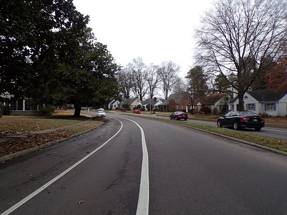 4th image of 18 S Alicia Dr