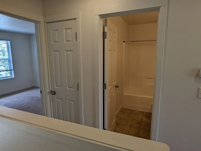 Halsey East Townhomes — Photo 283