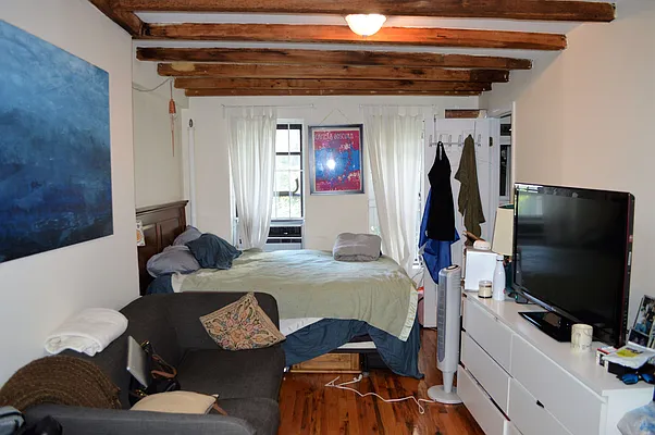 Rented by OvCo Realty | media 34