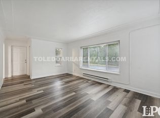 2224 Torrey Hill Dr APT 6, Toledo, OH 43606