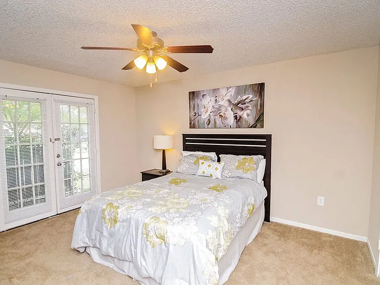 Cozy, Plush Carpeting