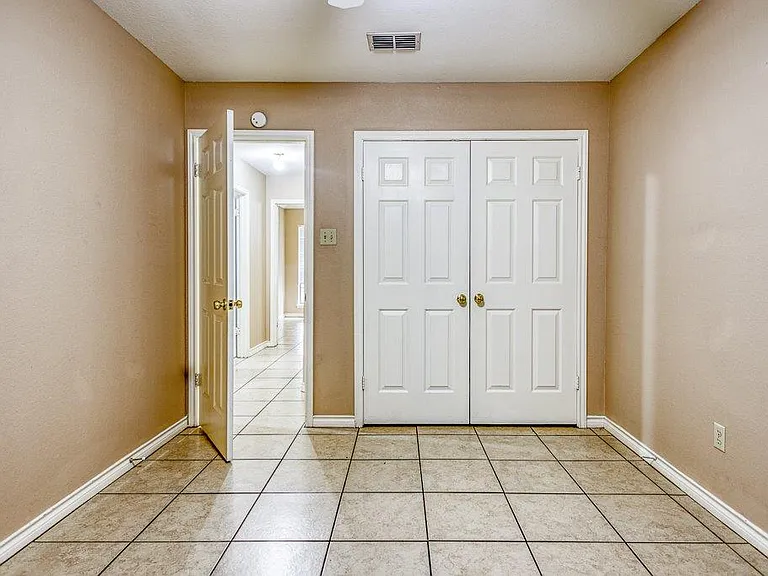 2322 Willow Dr — Photo 26