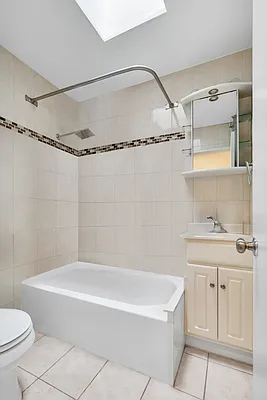 Rented by Compass | media 10