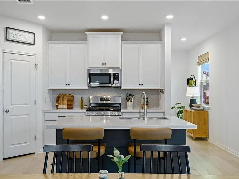 376A Papaya Dr — Photo 9
