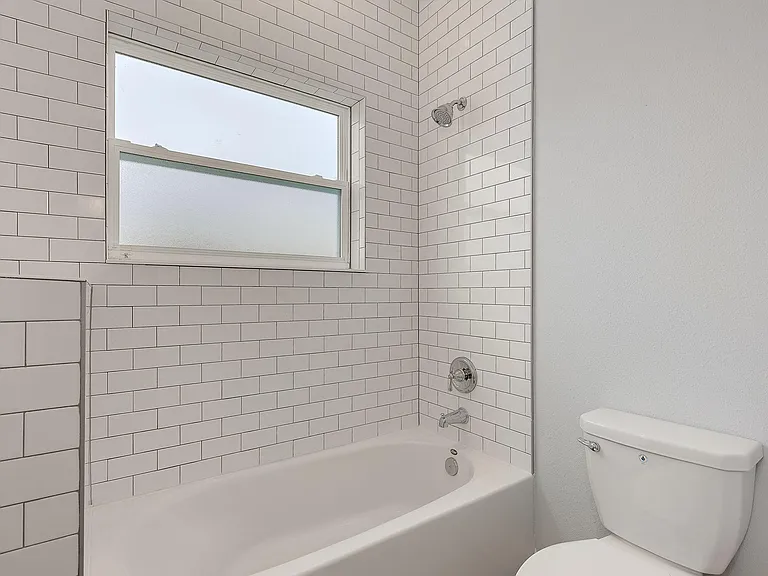 218 Waterline Dr — Photo 18
