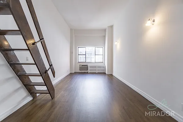 Rented by Mirador Real Estate | media 13