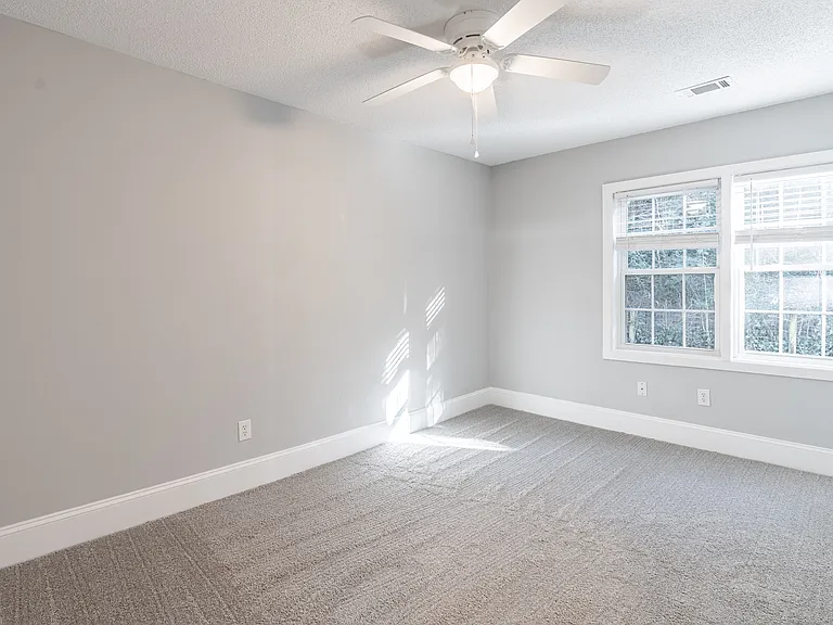 202 Carolina St — Photo 14
