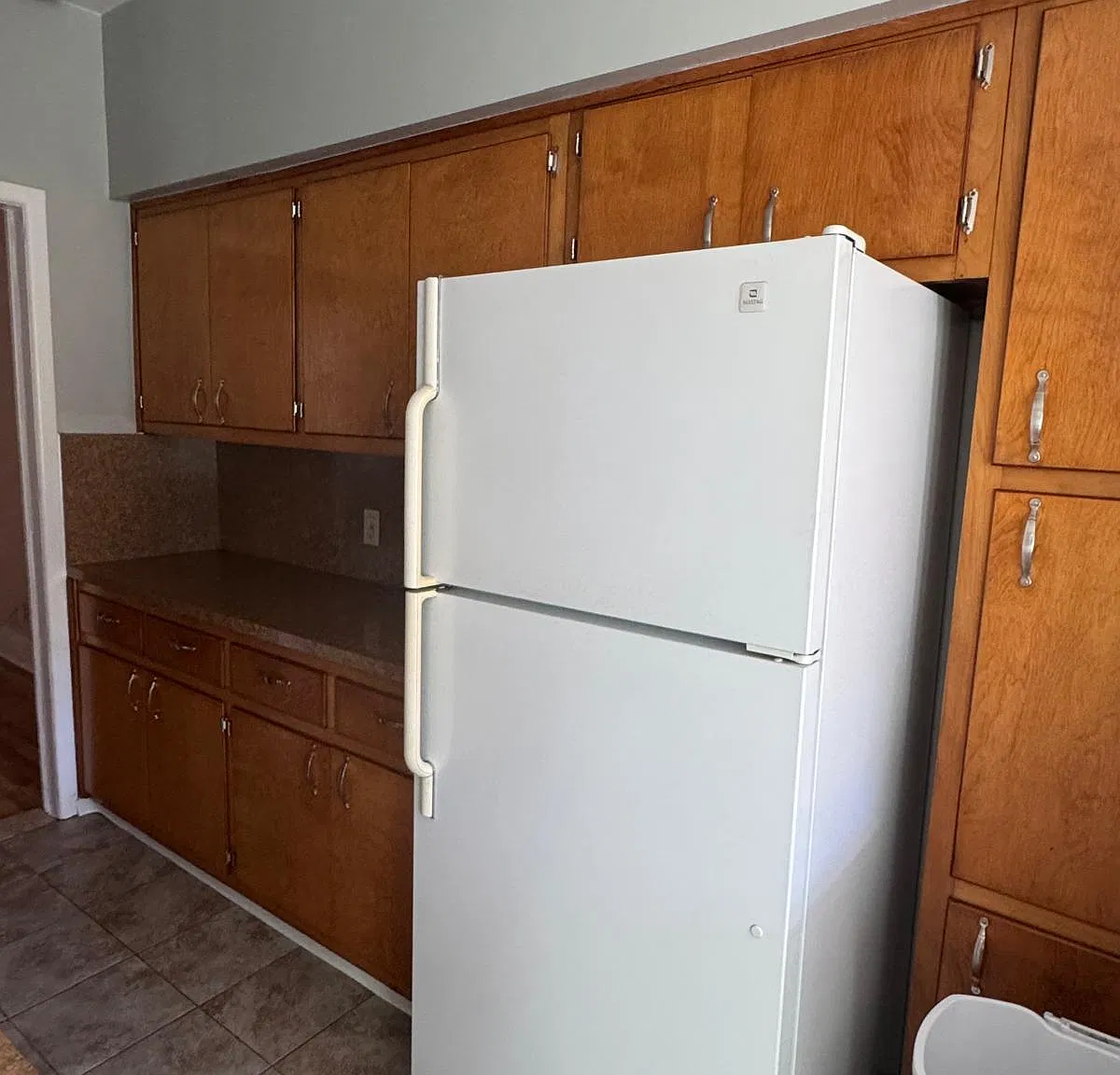1 bed, 800 sqft, $1,900 — Photo 3