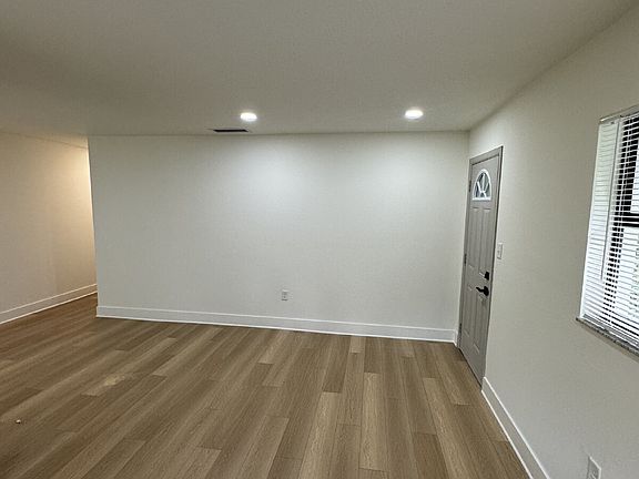 5th image of 6212 S Martindale Ave APT A