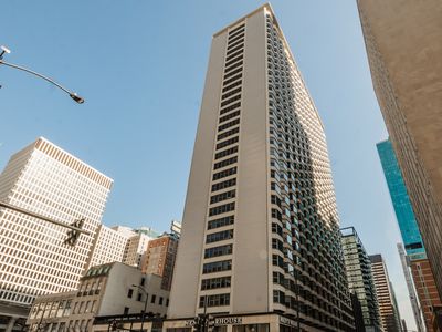 535 N Michigan Ave APT 407, Chicago, IL, 60611