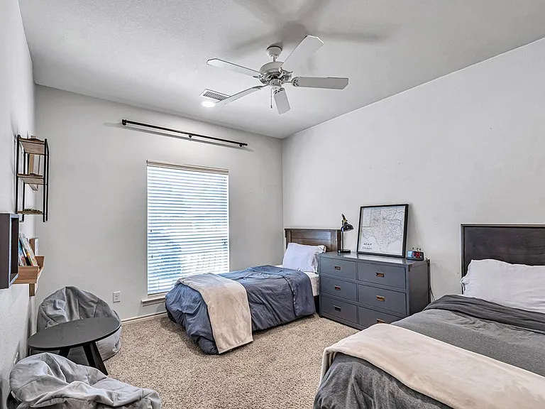5908 Pedernales Dr — Photo 25