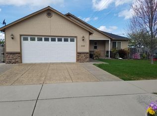 3049 Colonial Ave, Medford, OR 97504