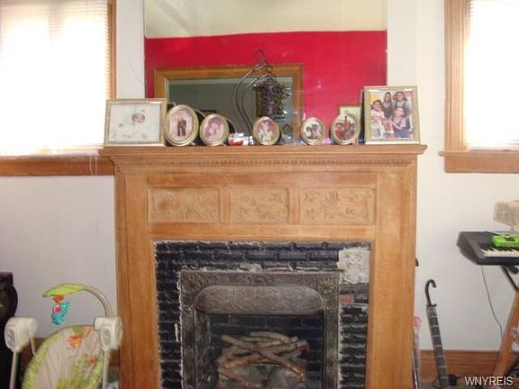 4th image of 332 Auburn Ave