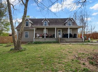 451 Hopkinsville Rd, Russellville, KY 42276