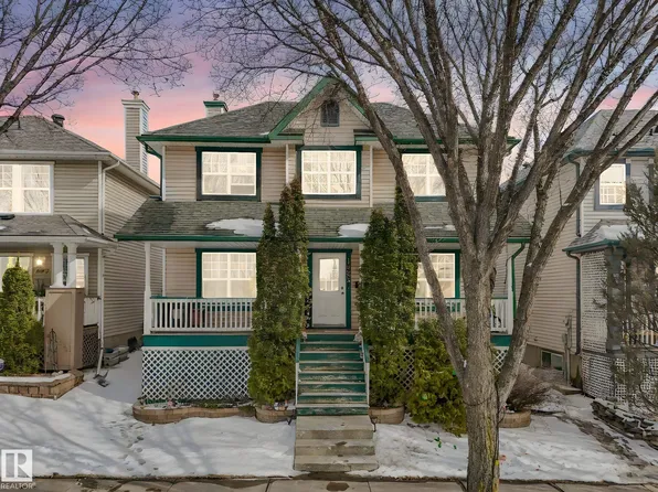 1885 Tomlinson Way NW, Edmonton, AB T6R 2S6