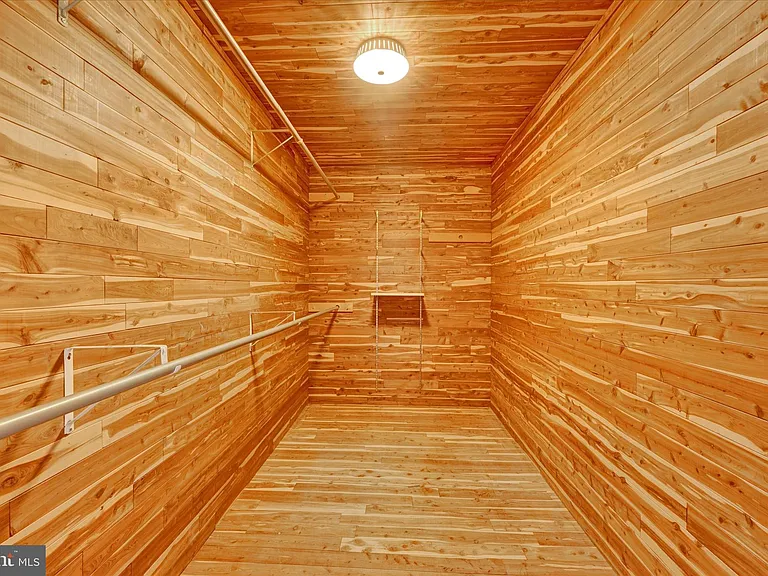 10533 Stevenson Rd — Photo 40