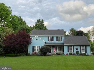 917 Eppley Rd, Mechanicsburg, PA 17055