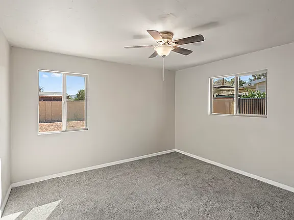 1331 S Edlin Ave — Photo 14