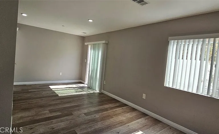 12308 Valley View Ave — Photo 37