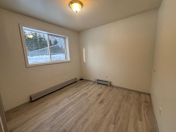 5th image of 2438 California Ave #2