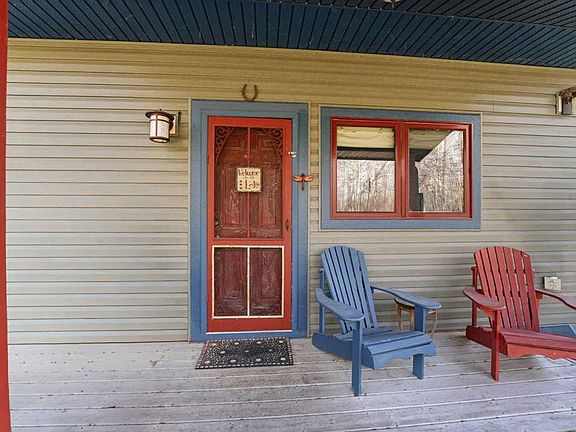3rd image of 361 SW Birchcliff Rd