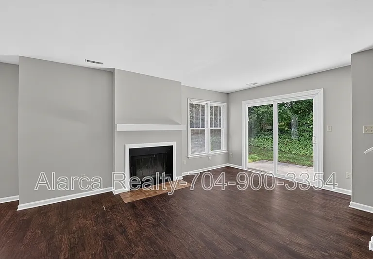 3134 Driftwood Dr #A — Photo 8