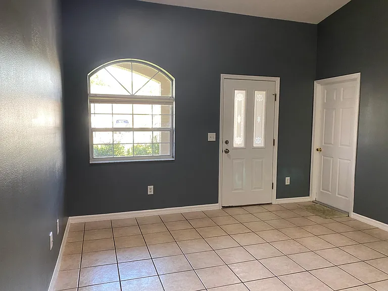 76 Providence Ln #A — Photo 12