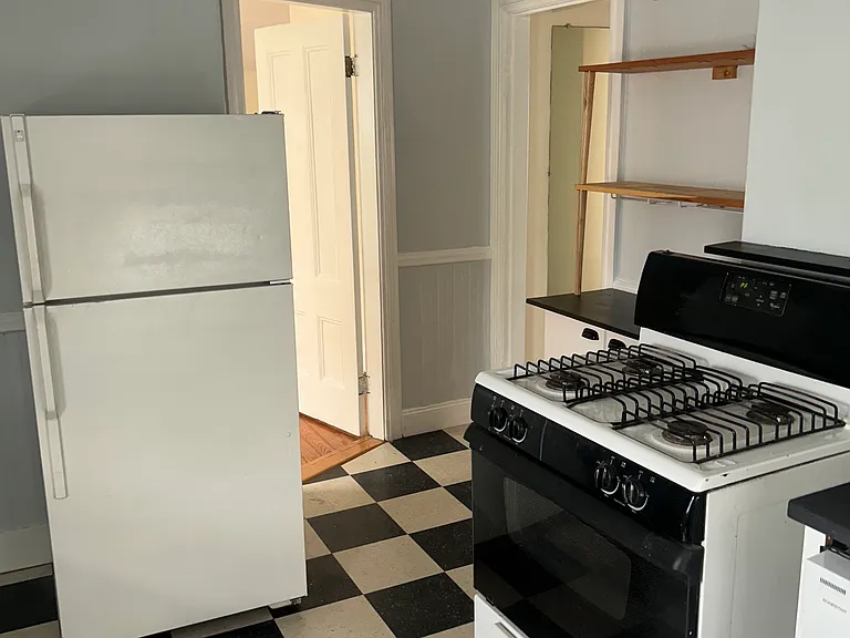 177 Ivy St #2 — Photo 6