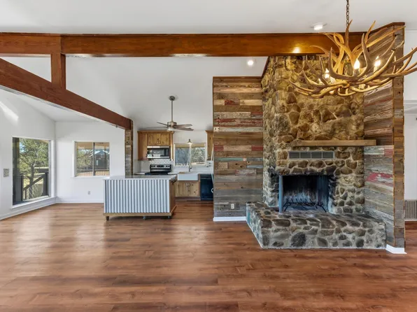 729 Nomad Dr, Spicewood, TX 78669