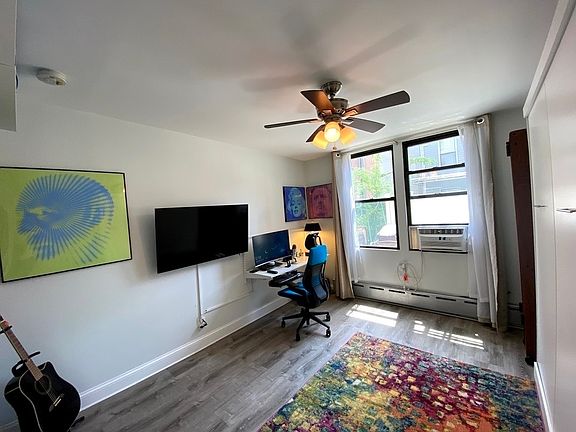 2nd image of 218 Calyer St APT 2L