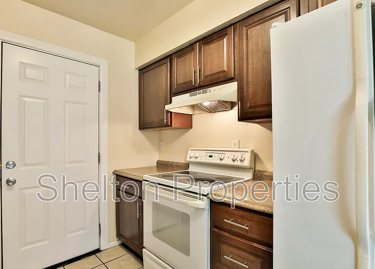 339 S Stapley Dr #104 — Photo 9