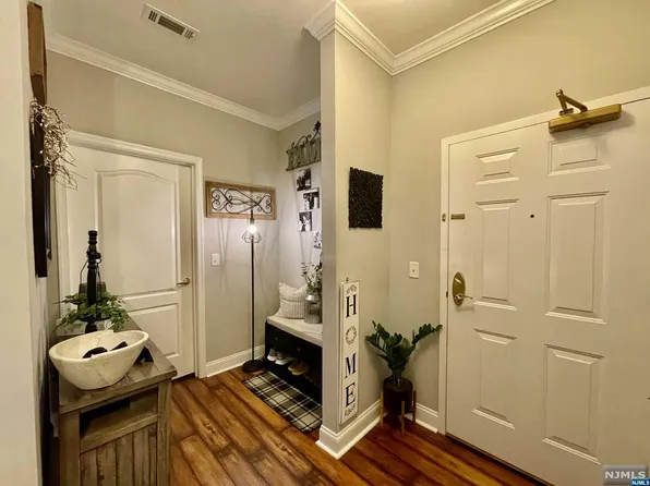 7109 Coventry Ct, Riverdale, NJ 07457