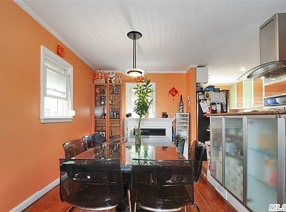 3rd image of 15118 24th Ave