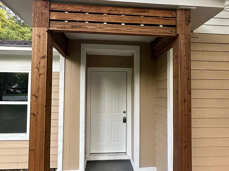 1008 Commerce Dr — Photo 15