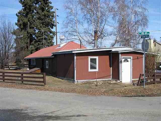 1st image of 1538 2nd Ave