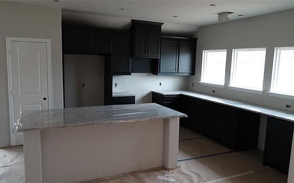 2nd image of 316 Sunnyside St