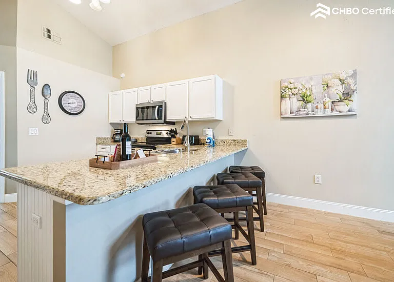 417 Casterton Cir — Photo 16