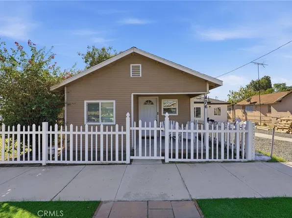 476 E N St, Colton, CA 92324