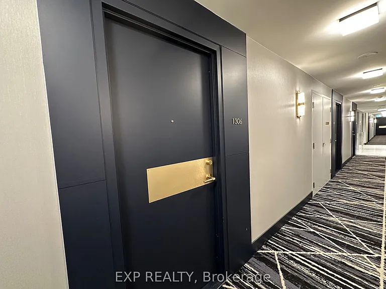 18 Yonge St #1306 — Photo 2