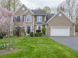 7818 Halsey Ln, Baldwinsville, NY 13027