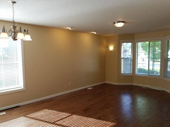 2nd image of 155 Peach Tree Ct