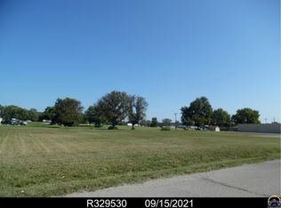 104 NW Elm Row Ave, Topeka, KS 66608