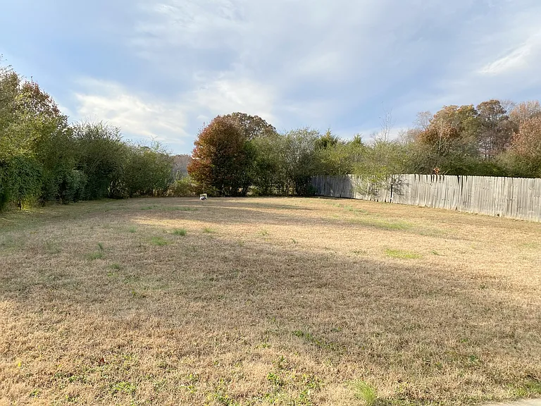 170 Stafford Rd — Photo 4