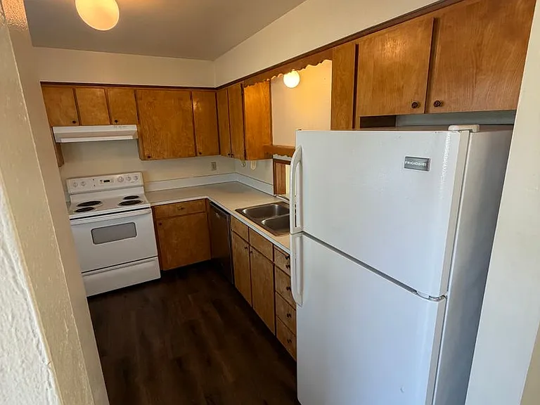 Michelbook Apartments — Photo 29