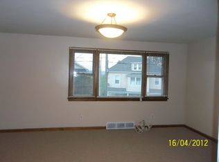 52 Lakeview Ave, Shelton, CT