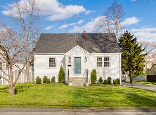 67 Flora Blvd, Fairfield, CT 06824