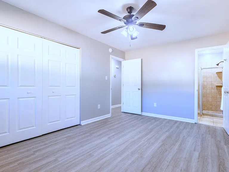 306 Floyd St — Photo 18